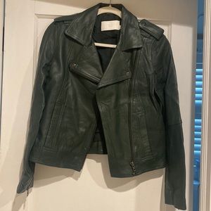 Walter Baker Women’s 100% leather jacket - Size XS